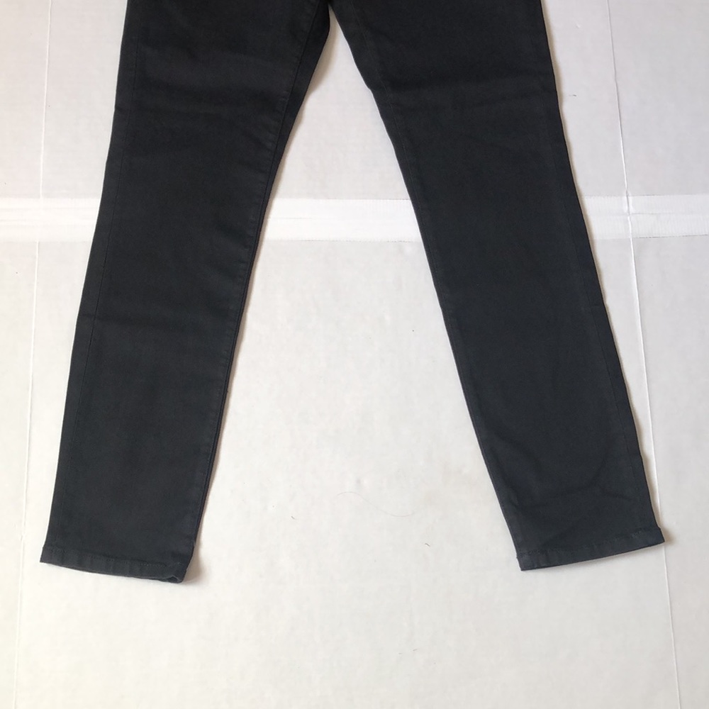 CALVIN KLEIN CURBY SKINNY JEANS/NWT - Picture 6 of 12